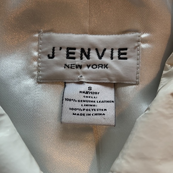 Vintage J'Envie Cream Patent Leather Moto Jacket - Picture 5 of 16